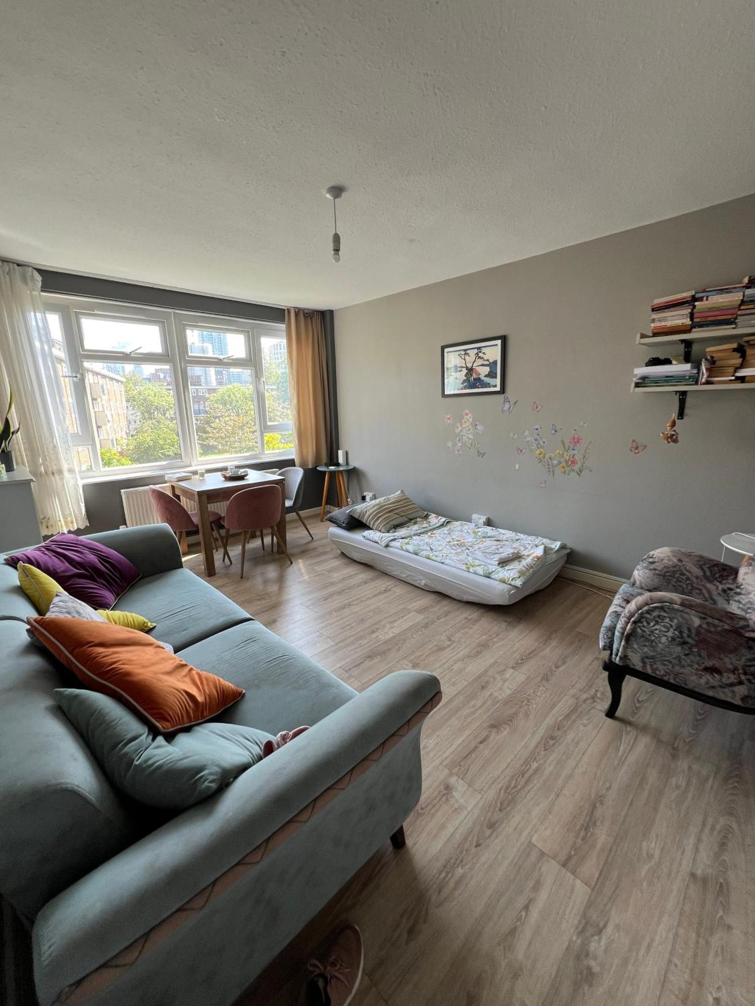 One Bed Flat In Centre Of * Londres